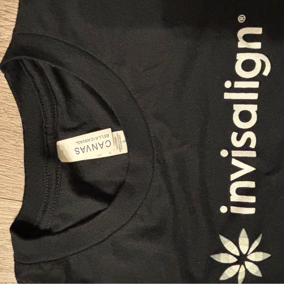 Limited edition Invisalign t-shirt (small) - Picture 2 of 2